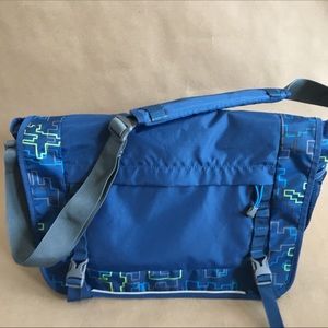 Lands End Kid’s Messenger Bag.